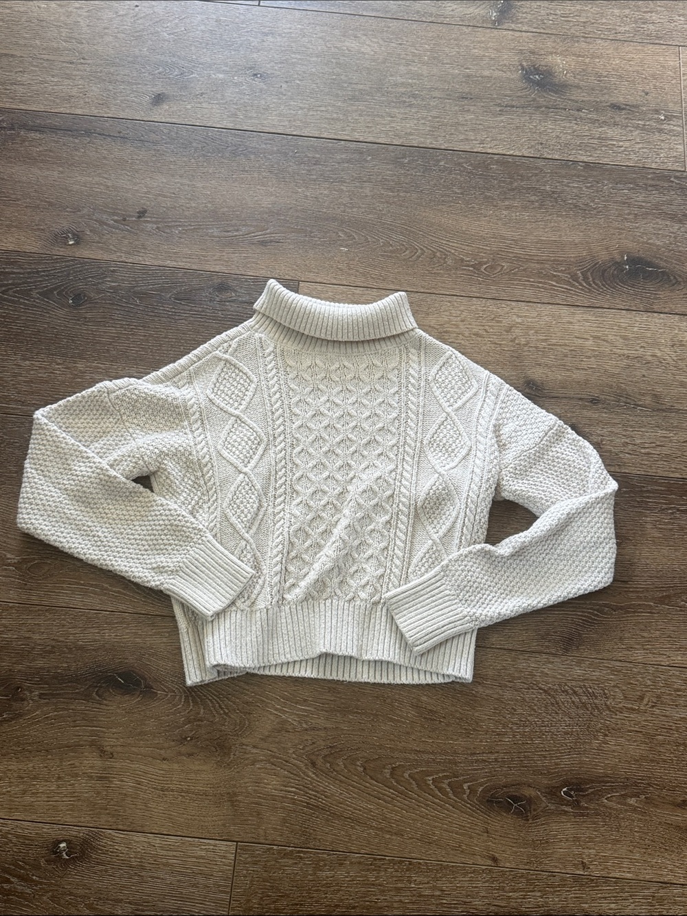 Abercrombie kids sweater 11/12
